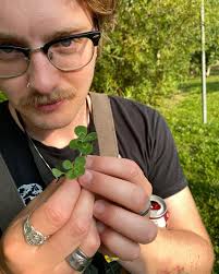 Happy Jonah day!!! Jed wouldn't exist without you 🫶🏻 25 whole years 🍀 💗  🎂