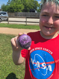 My nephew found this one a few weeks ago. He was very excited!