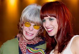 Quatro anos depois lançou sua autobiografia. Rita Lee Assiste Pela Segunda Vez A Espetaculo Em Sua Homenagem Ofuxico