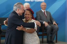 Resultado de imagem para Foto de Temer com Luislinda Valois