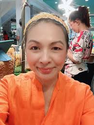 Hello everyone in Hua Hin 🙏 We are farmers 👨‍🌾🧑‍🌾👩‍🌾 Thank you to  everyone who stopped by to say hello, chat and support our good  agricultural products for your health 💪 Annie💋Organic💚