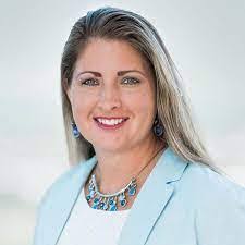 Yesenia Dunn's Instagram, Twitter & Facebook