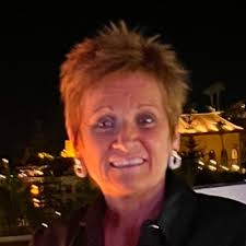 happpppppyyyyyy new year to all a little late but been keeping this young  man entertained,💙😂 2023 what a year I got to create a human and he is  just fabulous , in