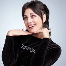 Danielle Arce's Instagram, Twitter & Facebook