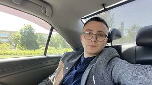 Його стерненко зміг затримати власноруч і передати поліції. Noch Dlinnyh Nozhej Sternenko Skandalnomu Neonacistu Obyavili Podozrenie V Ubijstve