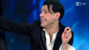 Direttore d'orchestra, pianista, bosso era un uomo che amava la vita. Ezio Bosso La Lunga Malattia E Le Cause Della Morte