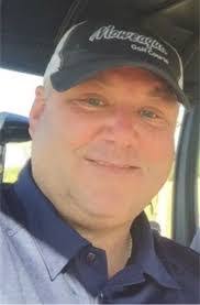 Steven Dauenhauer's Instagram, Twitter & Facebook