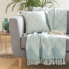 Jete En Coton Bleu A Motifs 130x170 Maisons Du Monde Relooking Canape Deco Maison Du Monde Deco Maison