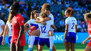 Le tournoi féminin 2021 se tiendra en avril et le tournoi des moins de 20 ans aura lieu en juin et juillet. Coupe Du Monde A 7 Les Bleues En Demi Finale Rugby A 7 2017 2018 Rugby Rugbyrama