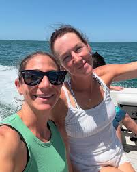 Road tripping thru NH, VT, MA with Kelly Darwell! Made it the Berkshire's!  So much beauty. Love seeing my besties Stephanie Tozzi Michele Murphy 😍