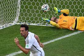 Die letzte niederlage gegen deutschland kassierte frankreich bei der wm 2014 in brasilien, als sich der spätere weltmeiste im viertelfinale mit 1:0 durchsetzte. Die Wichtigsten Landerspiele Deutschland Gegen Frankreich In Der Fussball Wm Historie