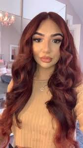 Easy 10-Minute Wavy Hair Tutorial