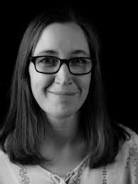 Vicki Parnell's Instagram, Twitter & Facebook