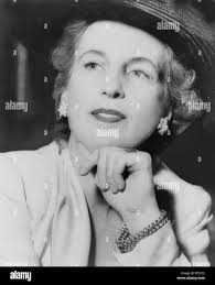 Writer boyle hi-res stock photography and images