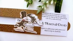 Cuando llega el momento de la boda, es porque ya el amor de la pareja, futuros esposos, está por demás seguro, por ese gran sentimiento que ambos se tienen; Ideas Para Invitaciones De Boda Bezzia