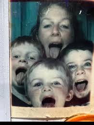 Ryan Naughton and Eva Richardson's Wedding Website