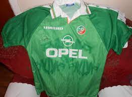 Ireland 1994/95 shirt roy keane l/s vintage & original ! Ireland Shirt Signed By Roy Keane For Sale In Glenmore Kilkenny From Michelle369