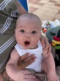 Can anybody merge these two images together to make them look good  please!!!! ❤️