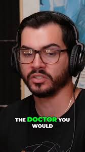 Do you ever wonder what FIU STEM alumni do post-graduation? 🤔 Today's FIU  alumni highlight is Daniel Cambron 🌟 Daniel Cambron used their biology  degree to become a medical student. Swipe to