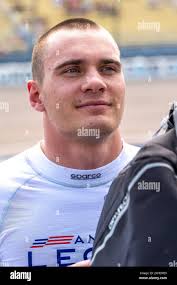 R newton hi-res stock photography and images