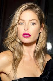 Beauty Inspiration Bright Fuchsia Pink Lips Le Fashion Hair Beauty Beauty Inspiration Beauty