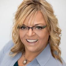 Kristin Stutz, Financial Advisor with illume Financial Strategies, LLC