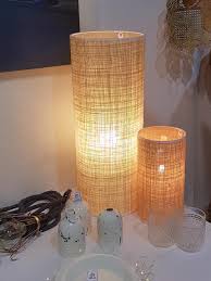 Vous trouverez des luminaires pour votre maison et extérieur large choix : Lampe Totem Rabane Adc Abat Jour Creation Lyonnaise