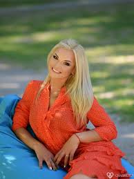 The site offers a protected and agreeable condition for individuals. Maiko 30 Charmerly Online International Dating Site For Singles Over 40 Fashion Women How To Wear