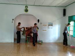 Dalam rangka untuk menjaring aspirasi masyarakat rw. Bakti Sosial Kepada Masyarakat Polsek Tanah Siang Kurve Tempat Ibadah