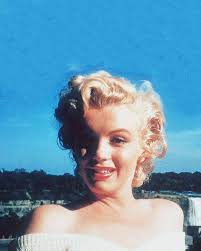 ♡ Dedicated to Marilyn... Not Impersonating ♡
