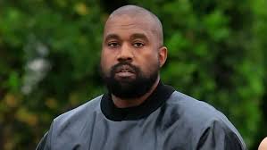 DeAnte Gray explain how Kendrick Lamar is better than Cole and Drake Shaan  Mkmg Keez you can help him also don't use Wikipedia either