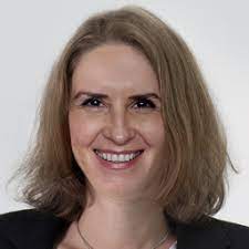 Master of the portal gun. Alisa Altmann Marketing Manager Aha Gruppe Xing