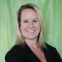 Tracey Nolan's Instagram, Twitter & Facebook