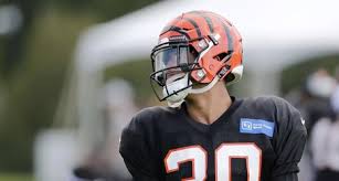 Bengals Depth Chart Alex Redmond To Start At Right Guard In