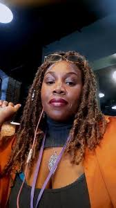 Amelia Parillon 🇩🇲 🏳️‍🌈🇵🇸 (@parillonactress) • Instagram photos and  videos