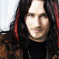 Aside from TSMC, Intel, Samsung and GlobalFoundries are building new fab  plants in the USA. Are there economic advantages to locate these plants in  USA versus other locations/countries?