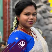 Cast Iron Skillet Pizza is so easy, the pizza crust comes out light and  fluffy with a perfectly crispy crust. RECIPE 👇