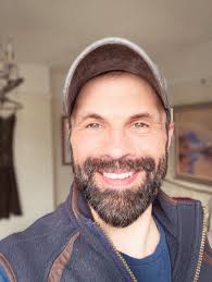 About — Mike Luckie Illustration