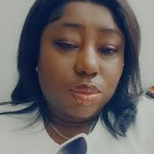 Look what this young man did for his daughter. Plant money. ♥️♥️👀