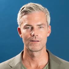 A lot of you have been asking... and at this point, it's not a secret: I  left Million Dollar Listing New York. This is why 👇