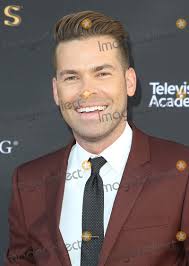 Derrick Shore Pictures and Photos