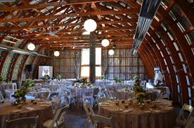 Barn Venue At Hillside Lodge Golden Bc Take Note Of The Linens We Need To Be Back On The Map As A Wedding Wedding Venue Houston Wedding Venues Rustic Wedding
