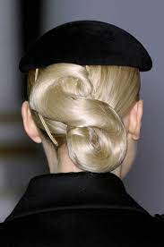 Jasper Conran At London Fashion Week Fall 2009 Dance Hairstyles Hair Styles Vintage Hairstyles