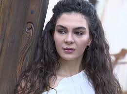 Ebru Sahin Samdan Magazine Hercai Reyyan Ebrusahin Drama Turkish Reymir Reyyansadoglu Diziler Hostes Sac