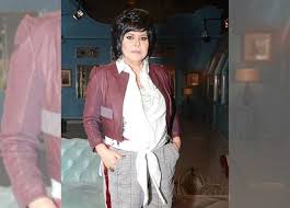 Born april 12, 1950) is an egyptian actress, film producer, tv host and a script writer and author. Ù…ÙŠÙ† Ù…Ø¹Ø§ÙŠØ§ ÙÙŠ Ø§Ù„ØµÙˆØ±Ø© Ø¥Ø³Ø¹Ø§Ø¯ ÙŠÙˆÙ†Ø³ ØªØ±ÙˆØ¬ Ù„Ø¶ÙŠÙØ© ØµØ§Ø­Ø¨Ø© Ø§Ù„Ø³Ø¹Ø§Ø¯Ø© Ø§Ù„Ø´Ù‚Ø±Ø§Ø¡ Ø§Ù„Ù…ØµØ±ÙŠ Ø§Ù„ÙŠÙˆÙ…