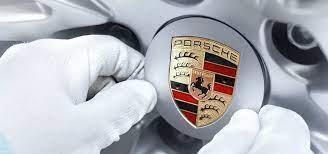 Pronunciation of manufactured with 1 audio pronunciation, 6 synonyms, 14 translations, 3 sentences and more for manufactured. How To Pronounce The Word Porsche German Pronunciation Meaning