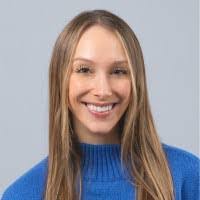 Abby Tipton's Instagram, Twitter & Facebook