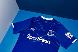 The perfect way to display your love for the pride of merseyside! Camiseta Everton 2019 20 X Umbro Cambio De Camiseta