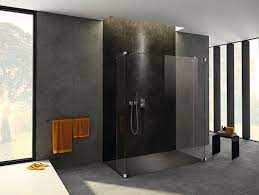 Die kosten liegen zwischen 1.200 € und 3.500 €. Barrierefreie Dusche