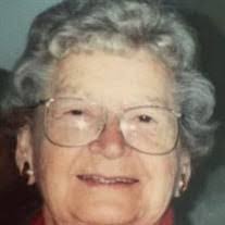 Lindsey Pippin's Instagram, Twitter & Facebook